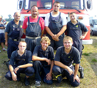 Mannschaftsfoto beim Pokallauf in Schnefeld (Foto: 2007)